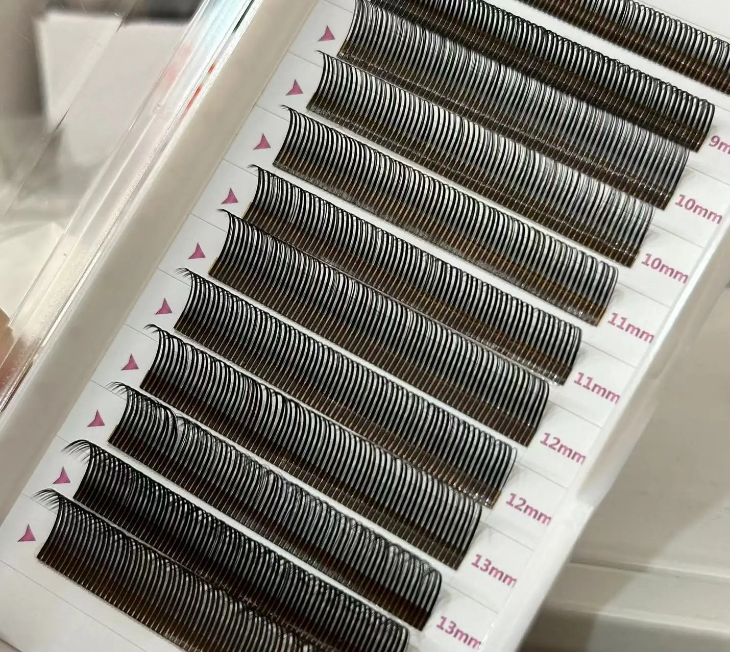 5D Closed Fan Lash Angel Lashes Black Color Mixed Lash Tray Eyelash Extension