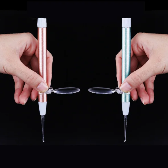 

Hot Sell Lighting Ear Pick Baby Nose Forceps Ear Wax Tweezers With LED Light External Magnifying Glass, Customized color