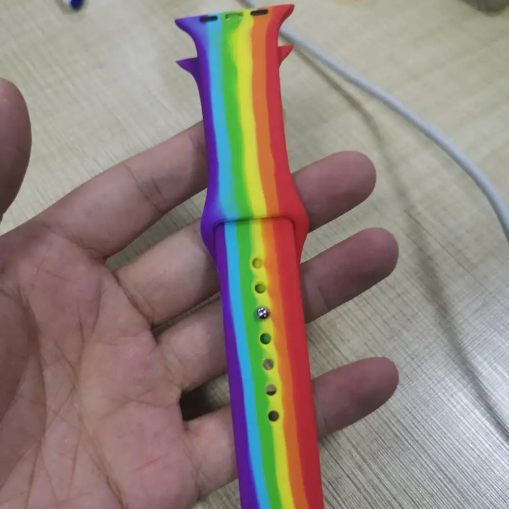 

Colorful Rainbow Silicone Strap Compatible For Watch Band 44/40 Series 6/5 Changeable Sport Rubber Band, Optional