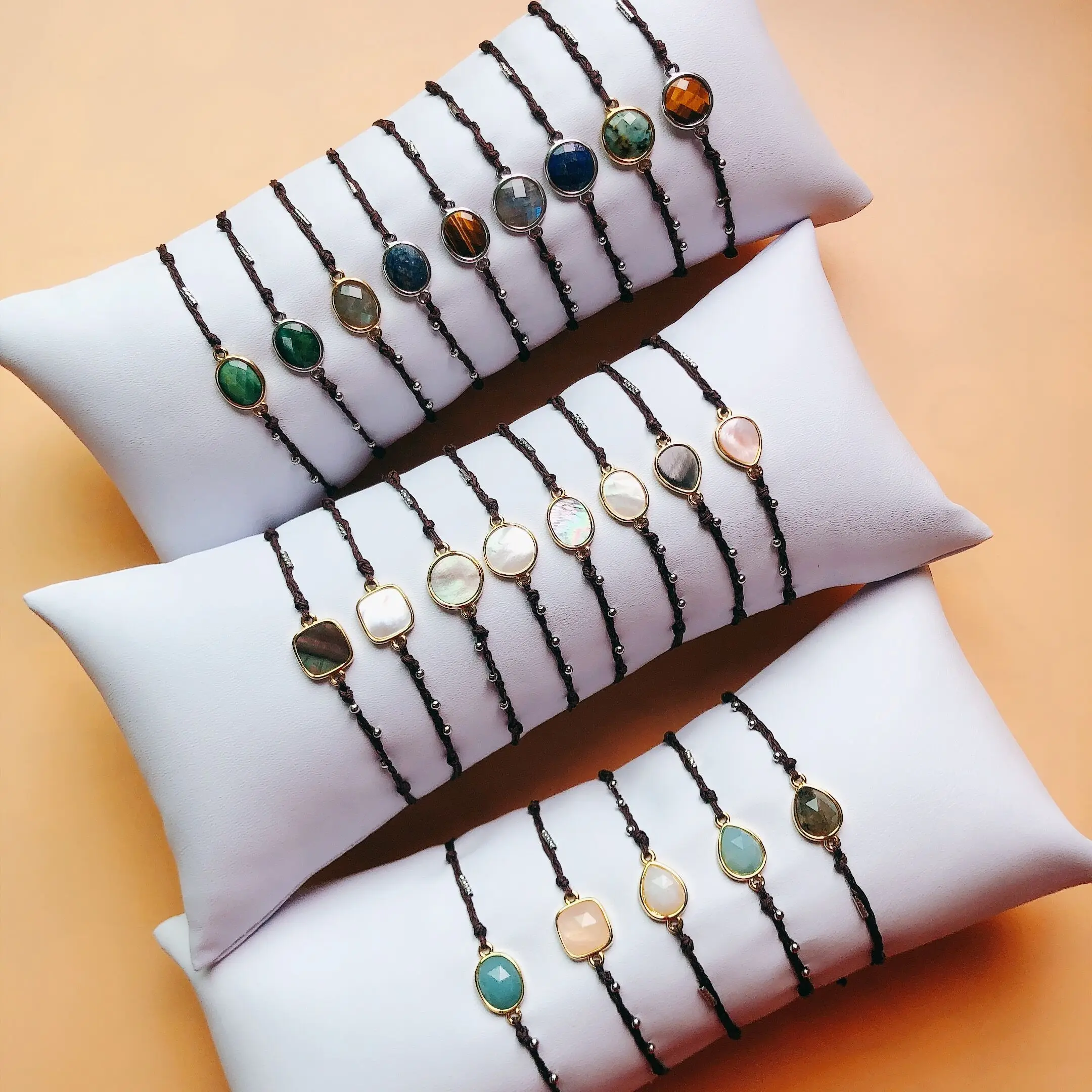 

W0573 custom design factory wholesale small natural stone handmade adjustable girl brown bracelet