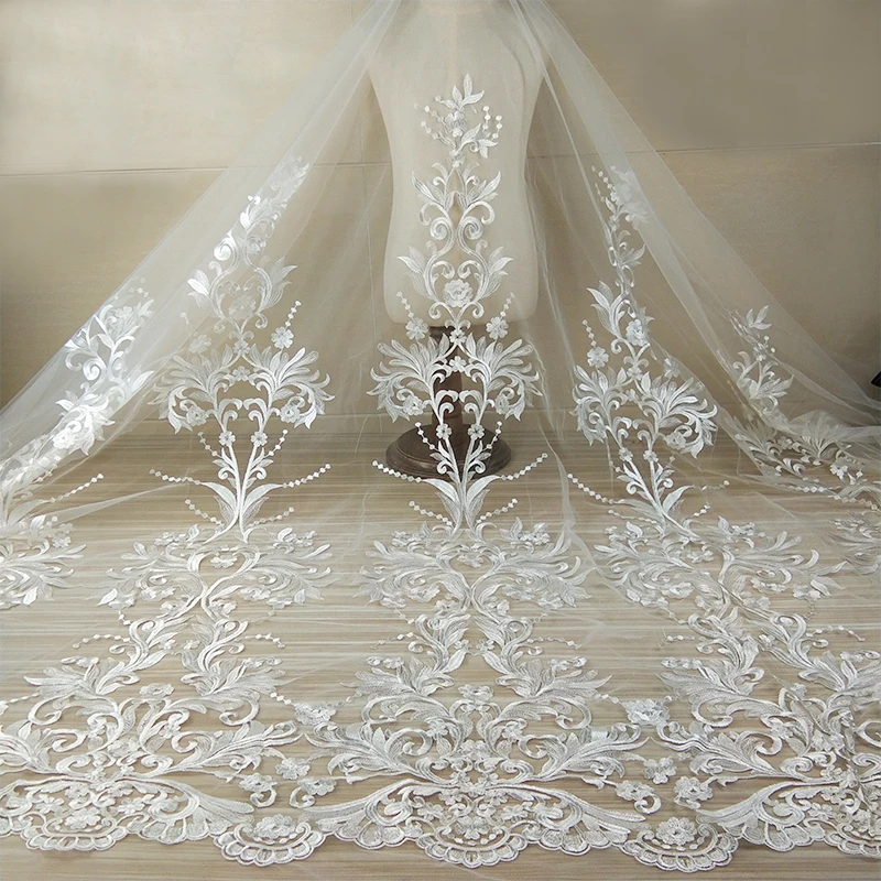 

Beautiful wedding embroidery lace fabric for dress, Ivory