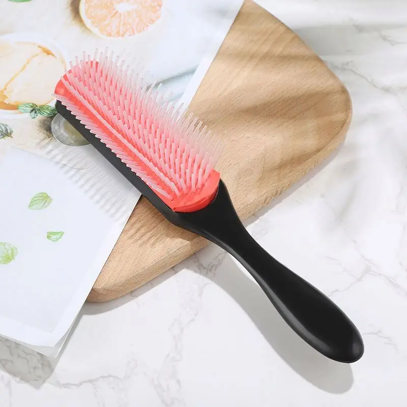 

Comma Shape Detangle Waterproof Plastic Hair Brush European Market Popular Amazon Wholesale Handle Tangle Massage