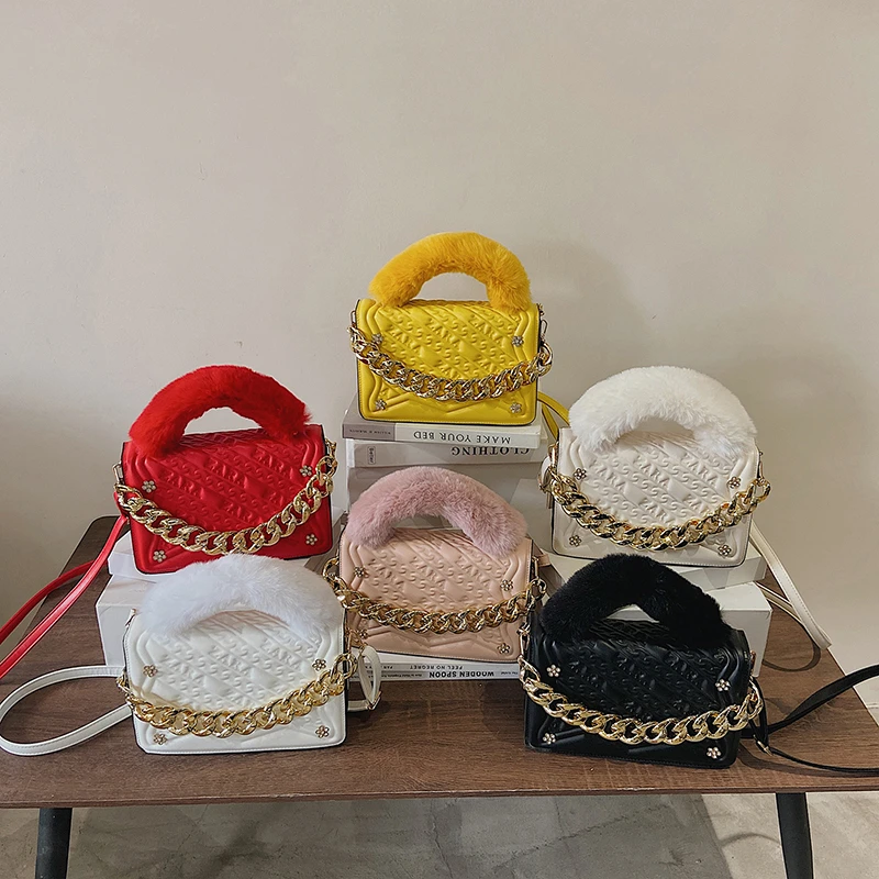 

Latest Wholesale Popular Purses Women Fashion Faux Fur Handbags Plush Hand Bags For Ladies