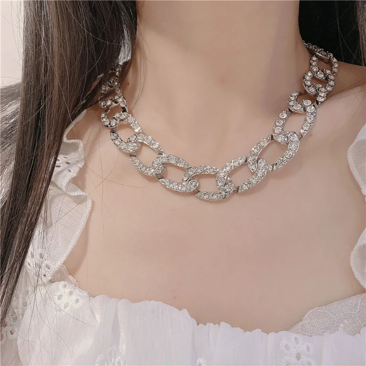 

Trend Cuban thick chain full diamond necklace Light luxury niche necklace design exaggerated clavicle chain necklaces