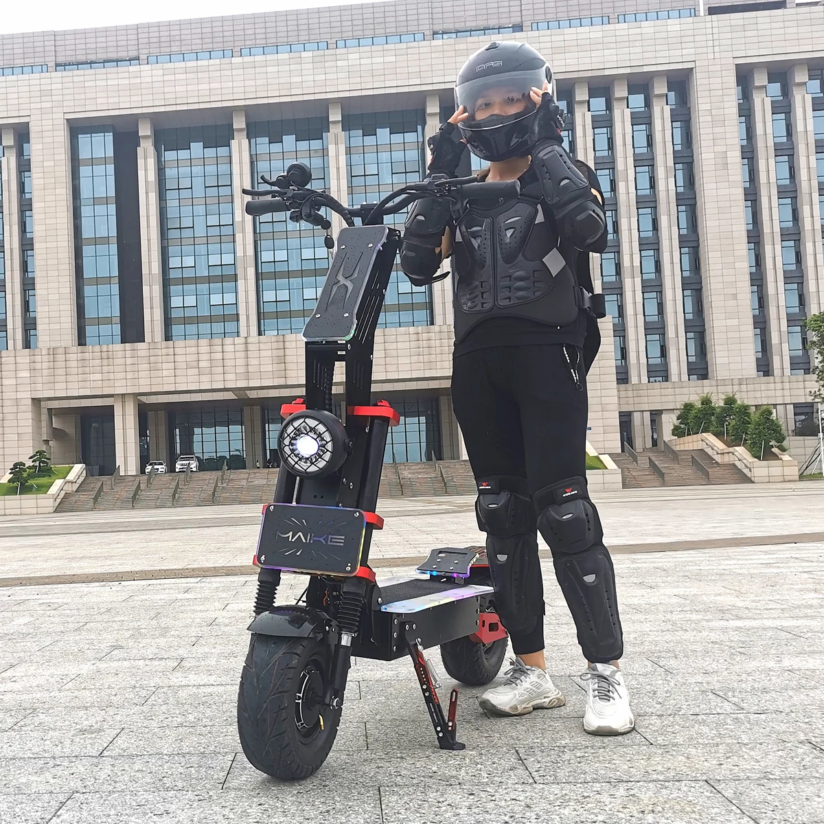 

High Quality Wholesale Maike MKX scooters dual motor high speed 100kmh fast scooter 8000w 60 volt electric scooter