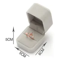 

Factory Wholesale Velvet Jewelry Box for Ring/Bracelet/Necklace Packing