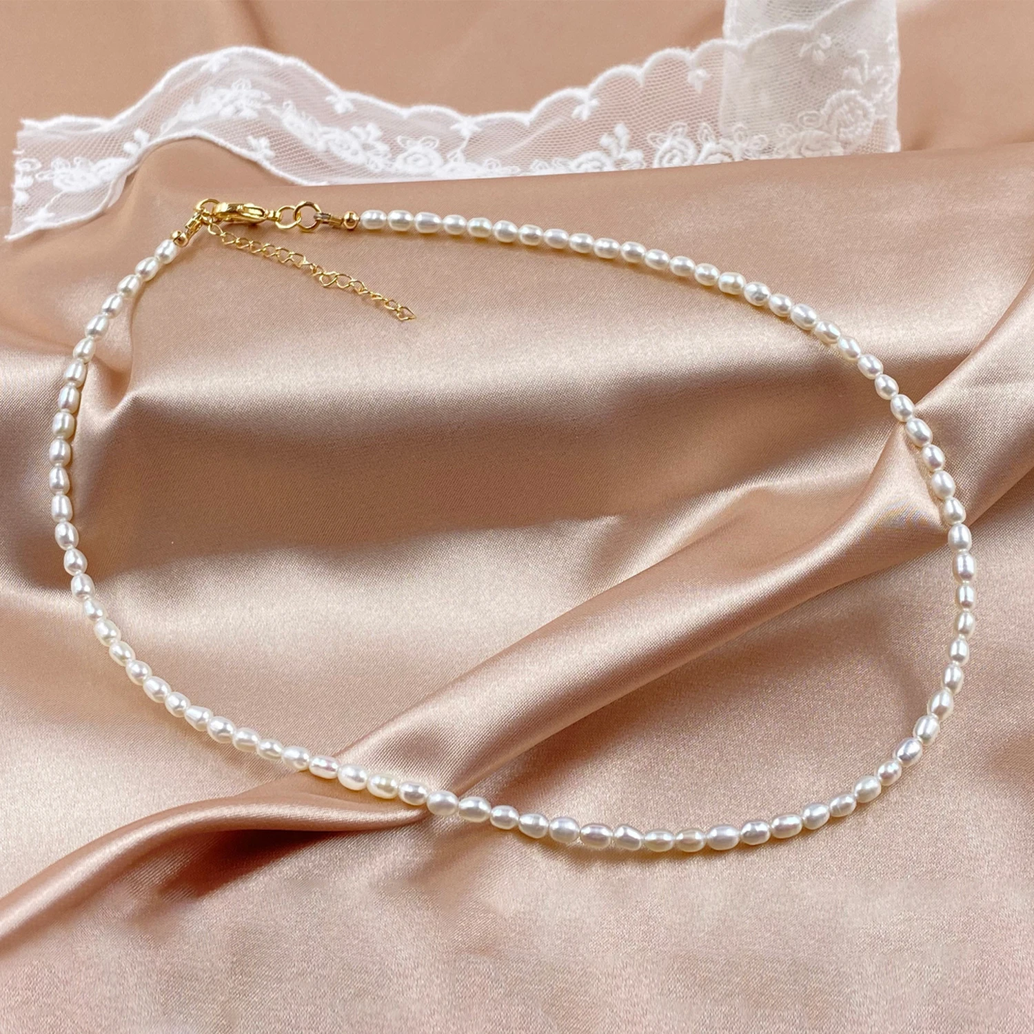 

Elegant Tiny Rice Natural Freshwater Pearl Choker Necklace Dainty Pearl Strand Necklace for Women Party Jewelry