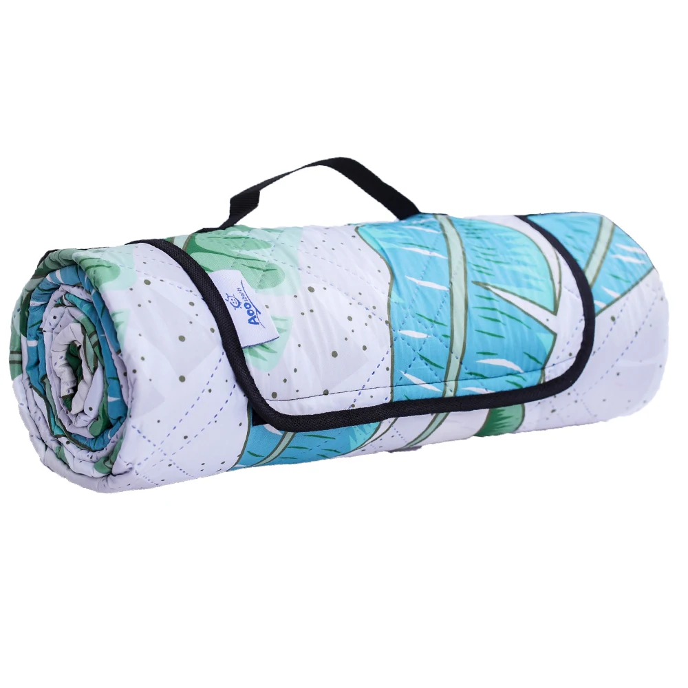 Machine Washable Outdoor Waterproof Filling Cotton Polyester Picnic Rug