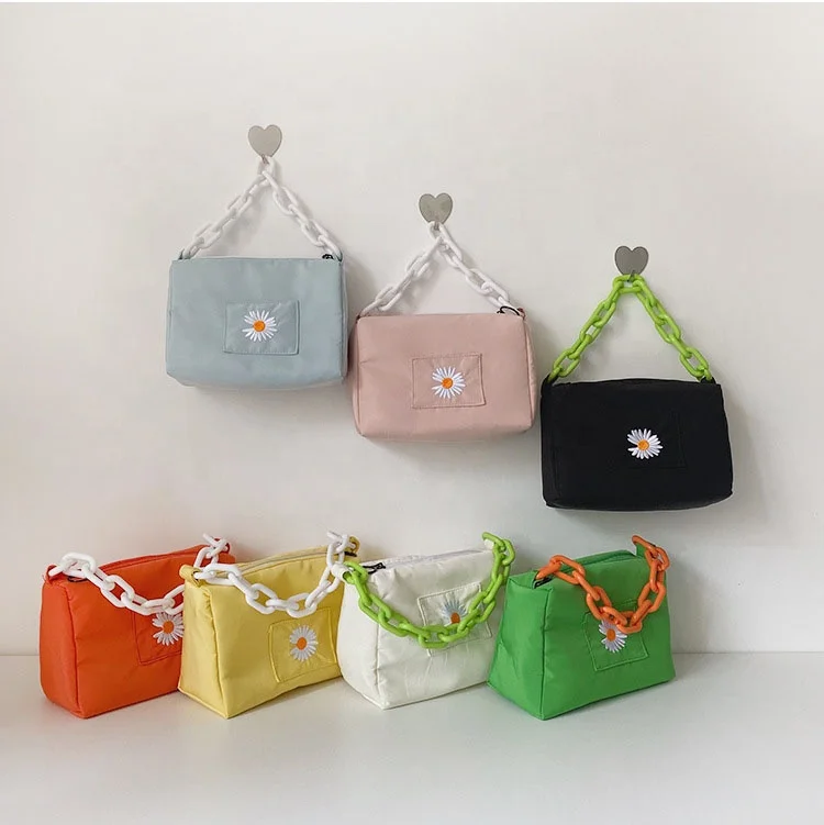 

Waterproof daisy bag bolsos para mujer embroidered handbag with colorful chain handle, Pink ,green ,white,black,blue,organge,purple