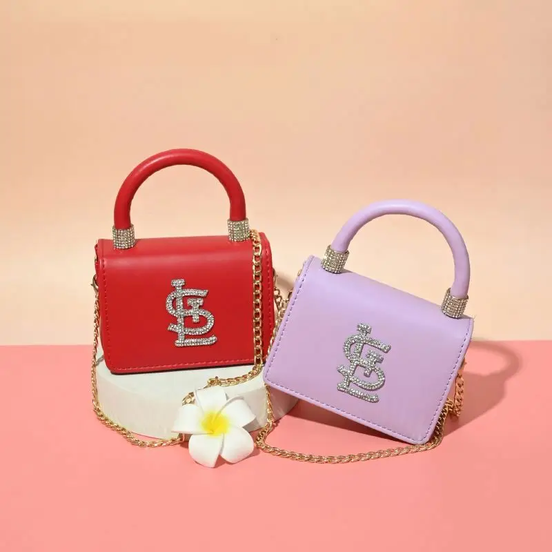 

2021 hot selling metal chain Designer Shiny STL Bag Handbags bucket hat and Purse Set Luxury Handbags, Customizable