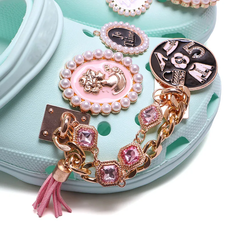 

Hot Sale Rhinestone Shoe Accessories Designer Decorative For Luxury Bling Shoes Decorations Shoe Charm