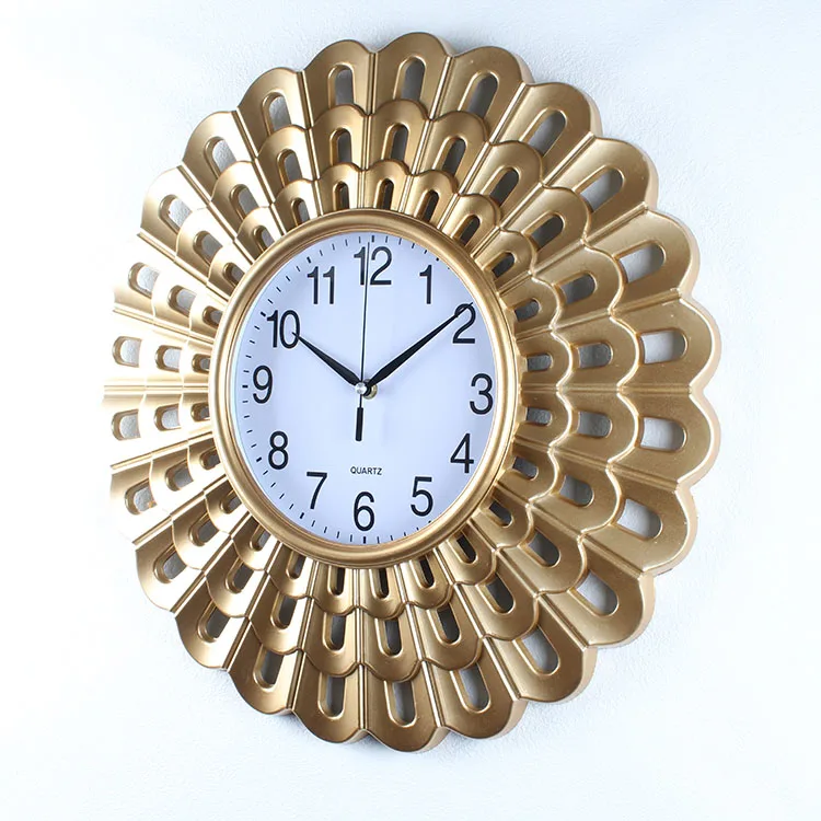 

Decorative wall clock luxury modern simple Nordic clock living room fashion wall clock, Gold