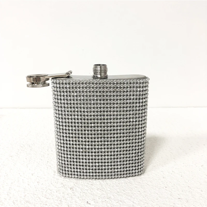 

High Quality 7oz Diamond Hip Flask Stainless Steel Portable Alcohol Whiskey Flagon Travel Outdoor Sparkling Vodka Wine Flasks, As the picture