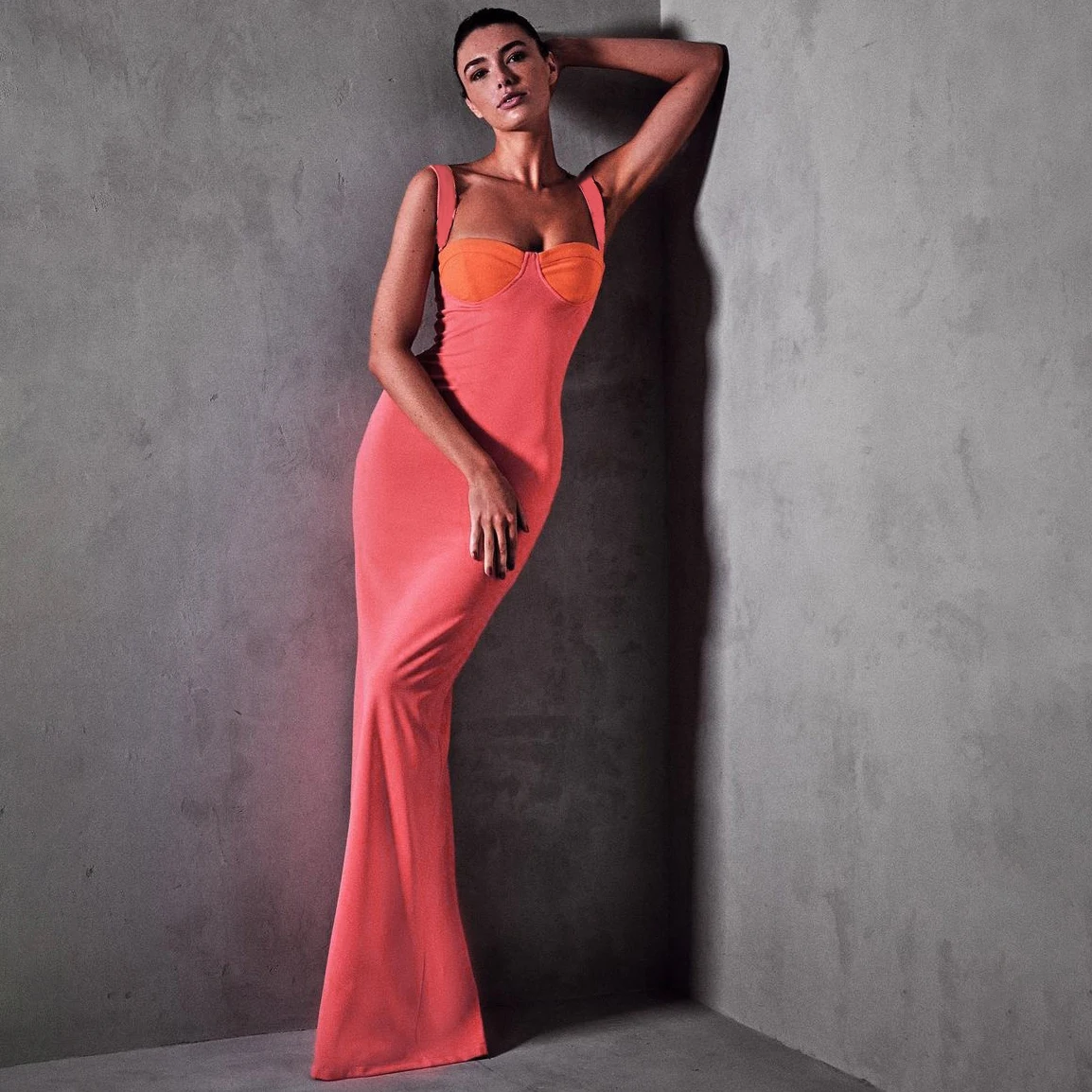 

CUTENOVA C21DS439 Evening Collarless Sleeveless Elegant Outfits Slit Bodycon Maxi Gown Dresses Women, Customized color