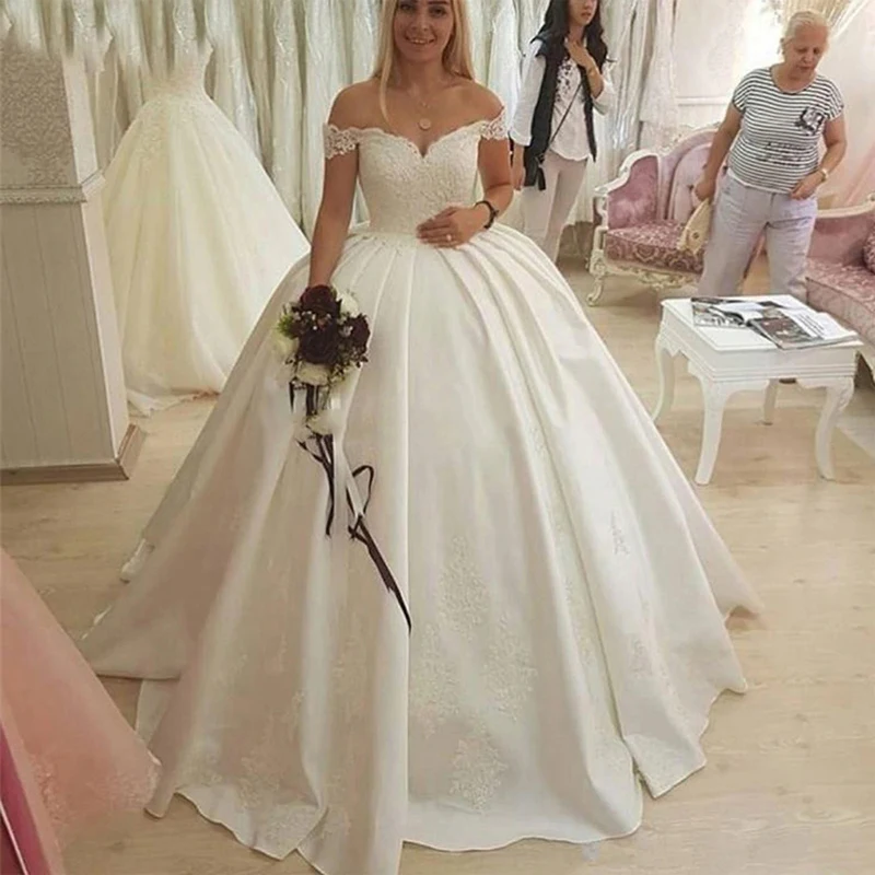 

FA239 Ivory Satin With Lace Appliqued Design Beautiful Women's Sweetheart Ball Gown Wedding Dress Plus Size Bridal Gowns, Default or custom
