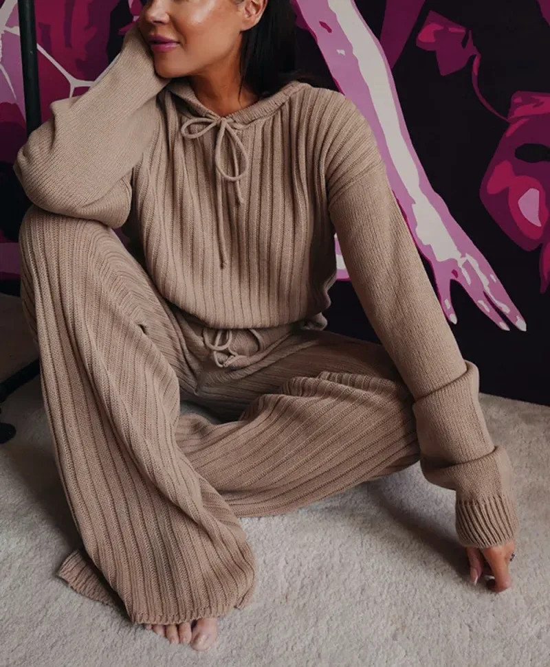 

Amazon hot selling fashion girlish solid color hooded sweater women winter long pant sweatshirt two piece set