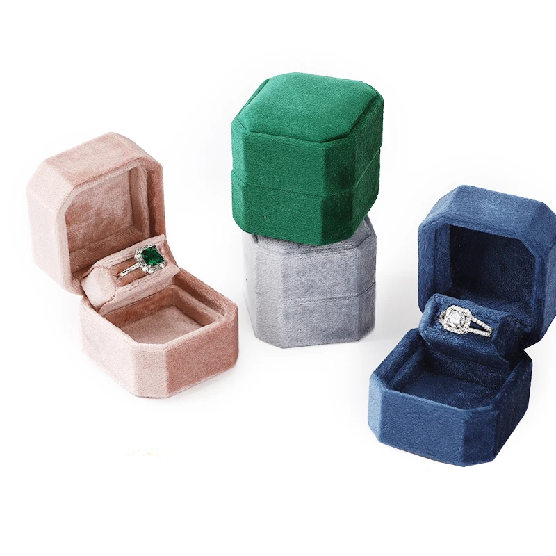 

New High-end Folio Swan Velvet Jewelry Box Proposal Ring Pendant Jewelry Packaging Box Emeralds Ring Box Wholesale