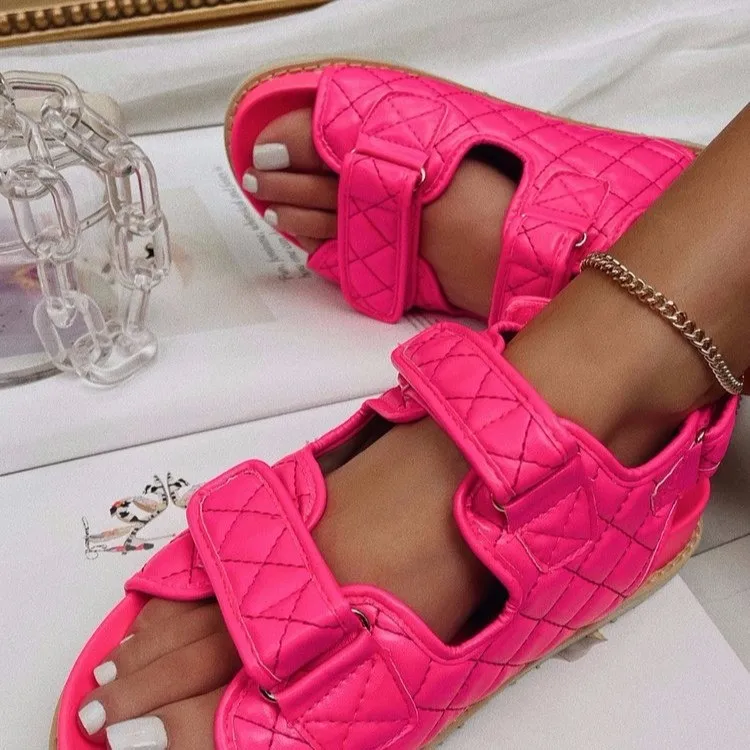 

Wholesale Custom latest Designer letter print High Quality summer Slipper