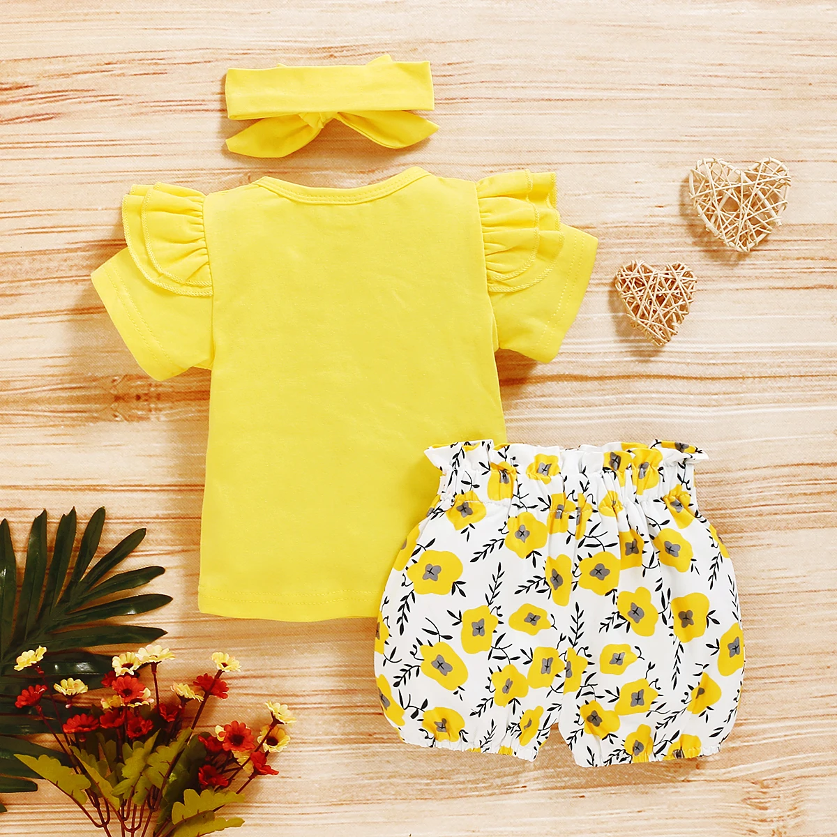 Newborn Baby Clothing Set Flutter Sleeve Short Sleeve Shirt And Shorts