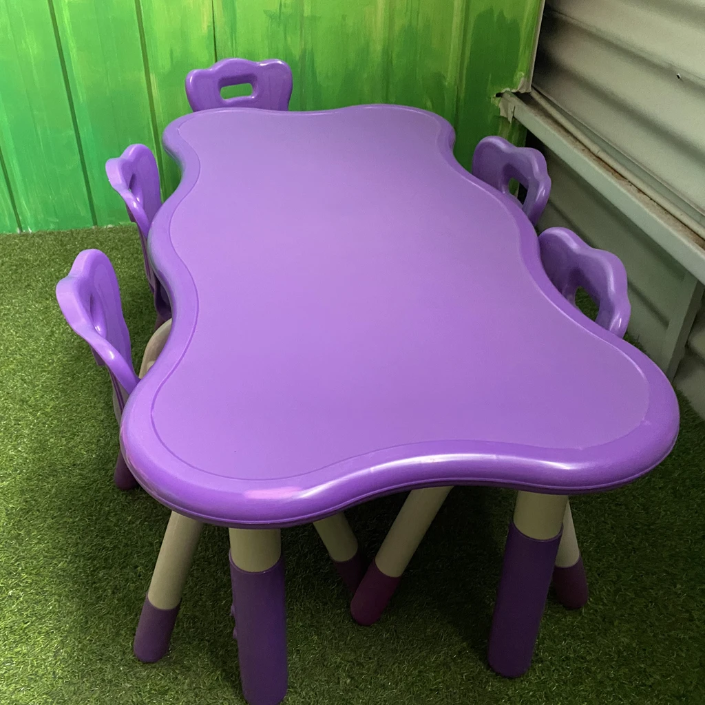 desk -2.jpg