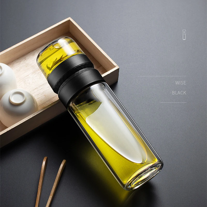 

2022 New Model Customized Logo Food Grade Tea Water Bottle Portable Borosilicate Glass tea Infuser Water Bottle