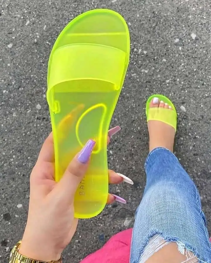 

New Jelly pvc Sandals Womens Transparent Glossy Pool Slides Lady Rubber beach Slipper Sandals
