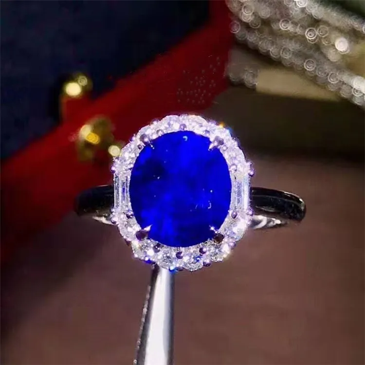 

hot sale beautiful gemstone jewelry with diamond 18k gold 4.29ct Sri Lanka natural unheated royal blue sapphire ring