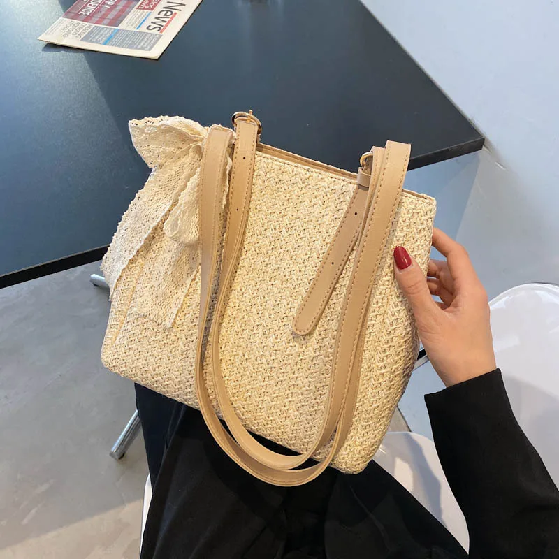 

shoulder handbag 2021 summer New trend fashion simple design roap weaving bag straw bag summer beach, White