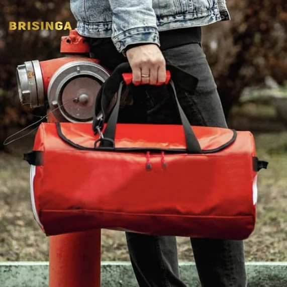 

Wholesale hologram pvc weekend duffel bag oem customized logo plain pvc duffel bag, Red