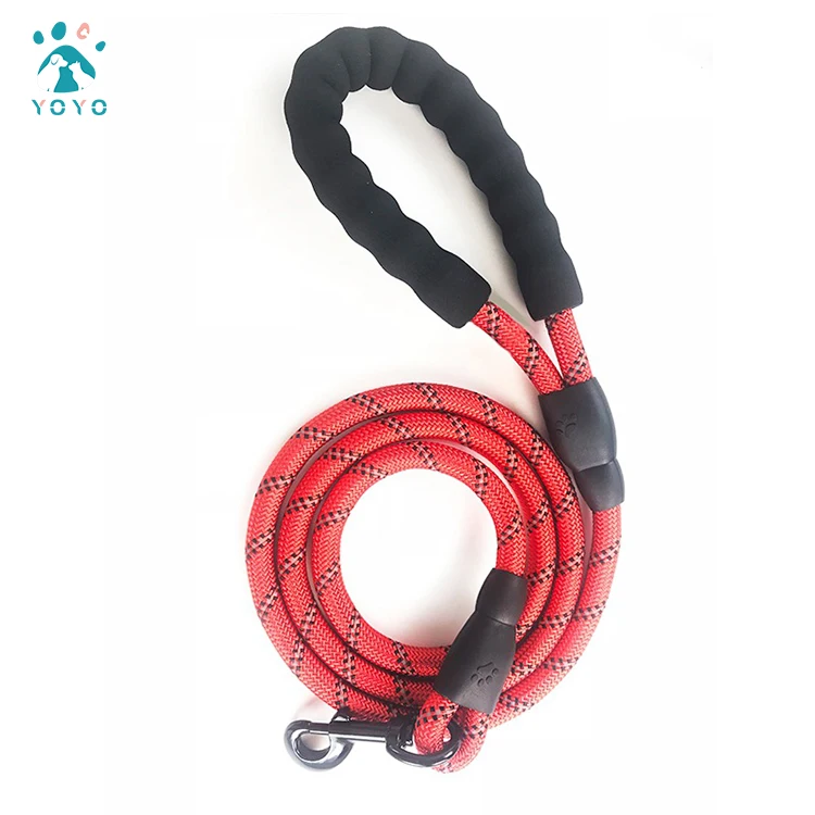 

Hot Selling Pet Leash Set Dog Leash And Collar Suitable For Dog Training And Walking, Picture shows