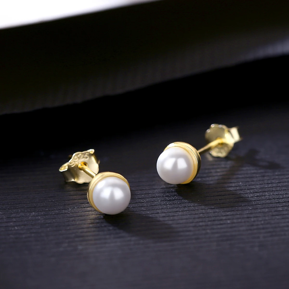 CZCITY 14K Gold Plated 925 Silver Pearl Designer Earrings Wholesale Round Glass Pearl White Color