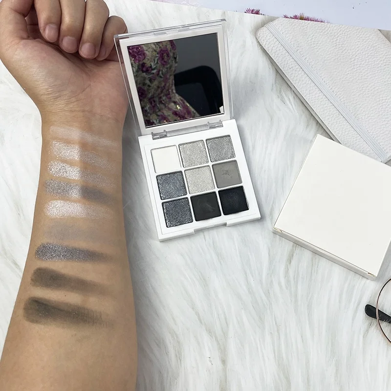 

vegan customized eyeshadow palette custom label could print your eyeshadow palette