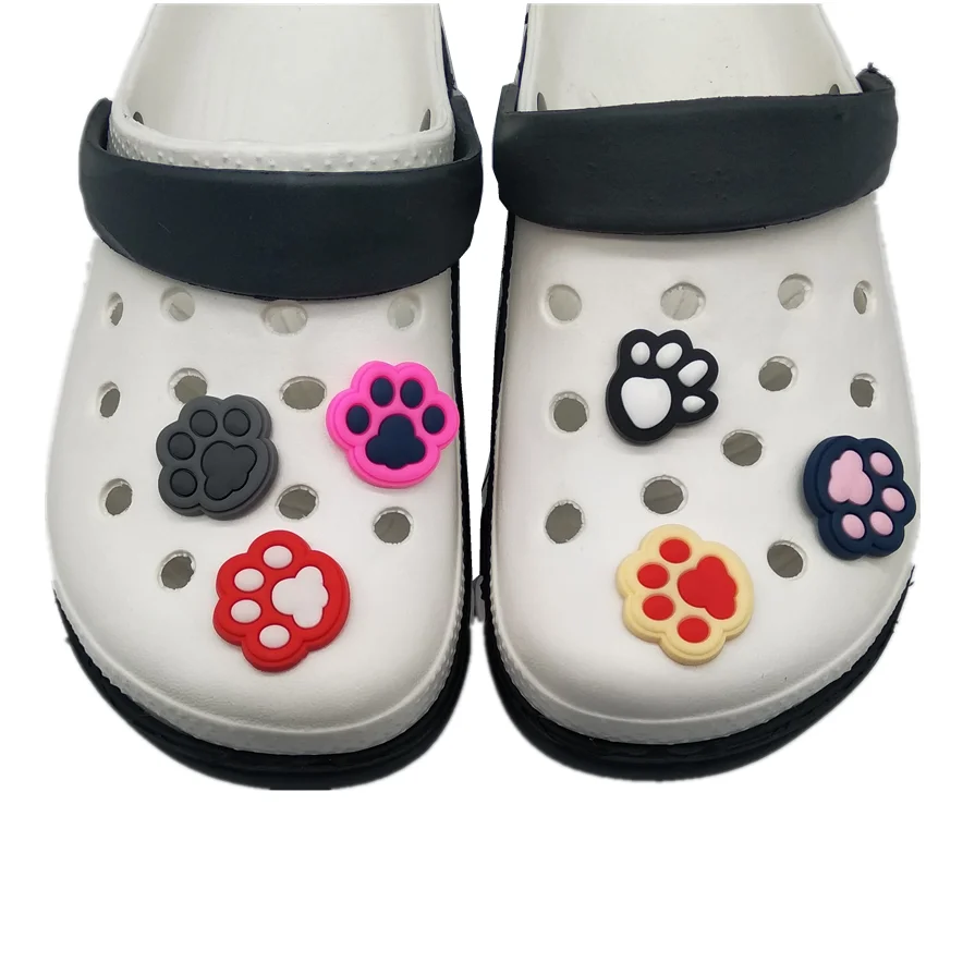 

Custom Cartoon devil's-claw PVC soft rubber dog's paw shoe charms designer new style for croc clog animal shoe buckle