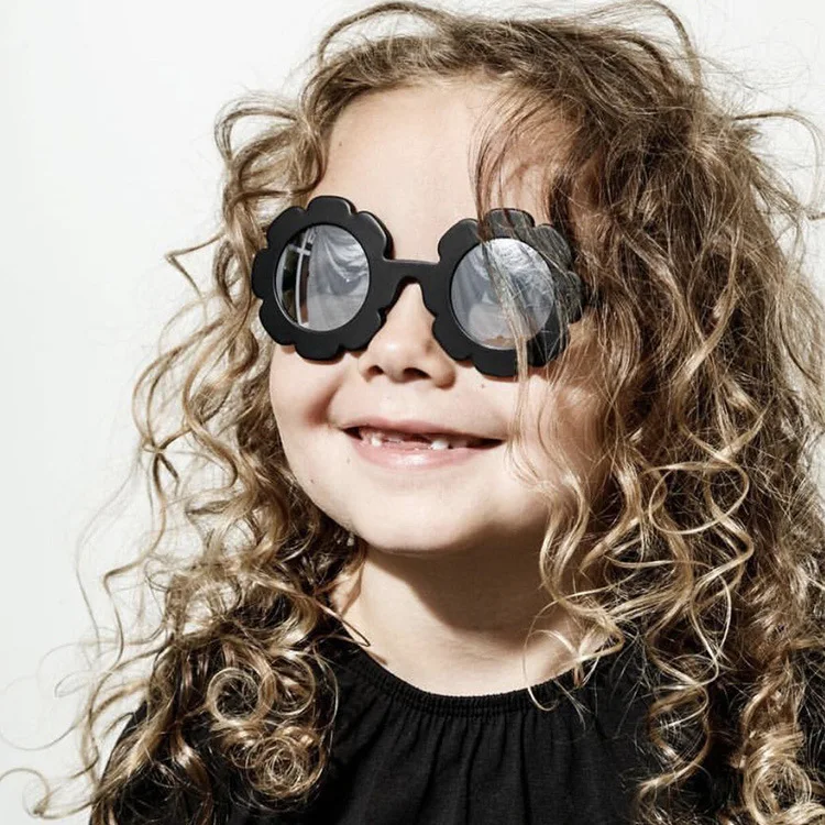 

2021fashion cute Round UV400 girls glasses Lovely children party sun glasses Flower sunglasses for kids