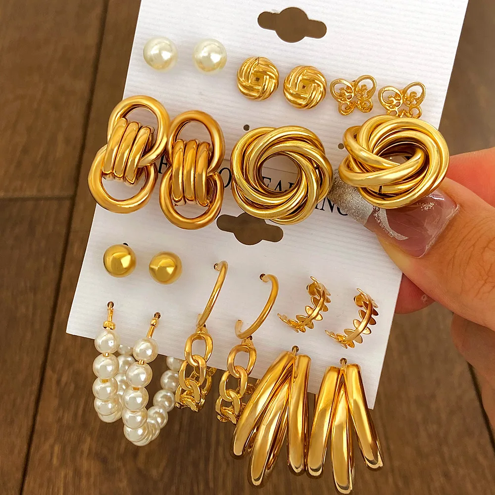 

2023 New Design Statement Big Size Pearl Gold Plated Hoops Earrings Designer Stud Earring Set