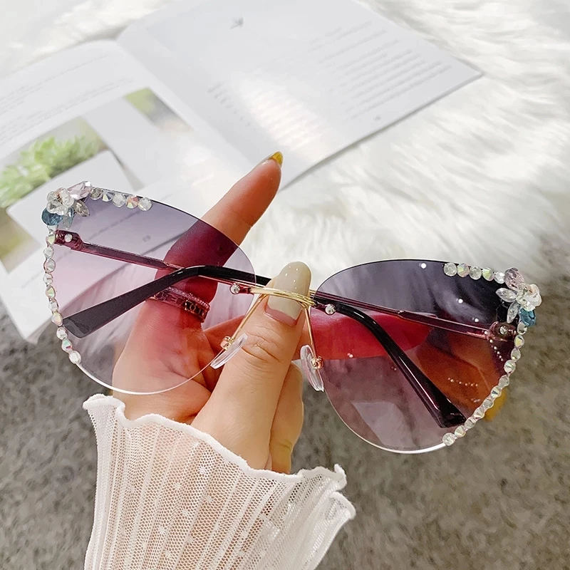 

Cat Eye Sunglasses for Women Luxury Rhinestone Vintage Sun Glasses Bling Diamond Fashion Eyeglasses Pink Shades Gafas De Sol