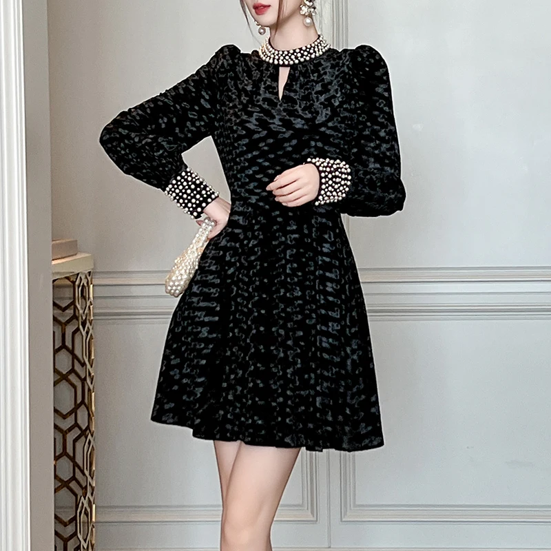 ZYHT 40628 Winter New Women Fashion Velvet Fabric Pearls Luxury Black Long Sleeve Elegant Prom Party Dress for Dinner