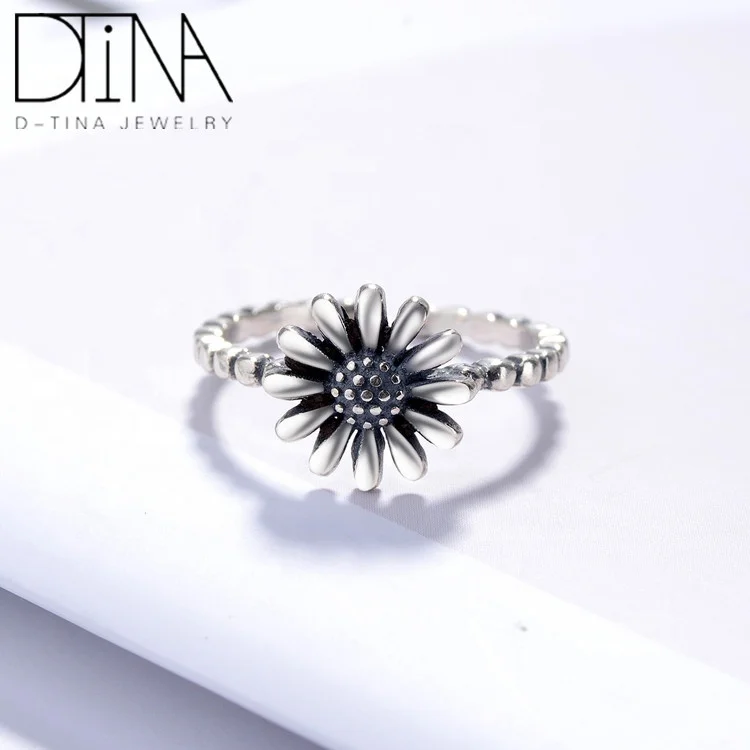 

Fashion Jewelry Little Daisy Ring 925 Sterling Silver Lady Ring