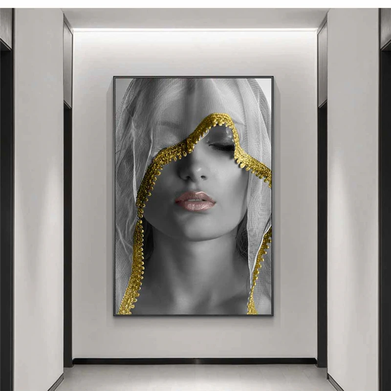 
Golden Makeup Women Canvas Paintings Posters and Print Nordic Style Wall Art Pictures Scandinavian Cuadros for Living Room Decor 