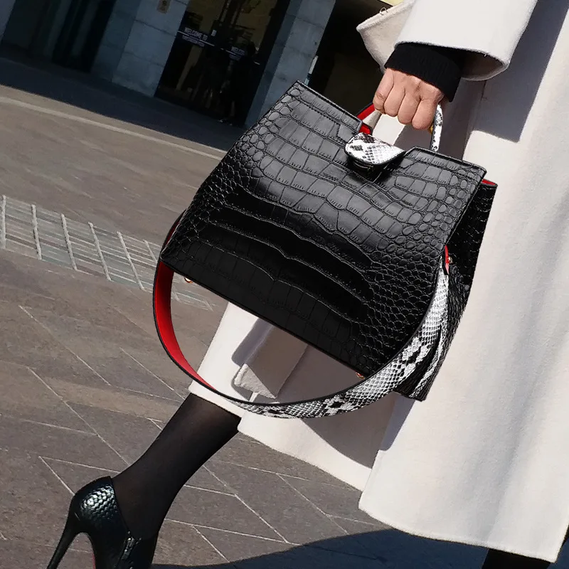 

Luxury Fashion Genuine Leather Shoulder Messenger Bags 2021 Crocodile Pattern Large Capacity Casual Totes Women Leather Handbags