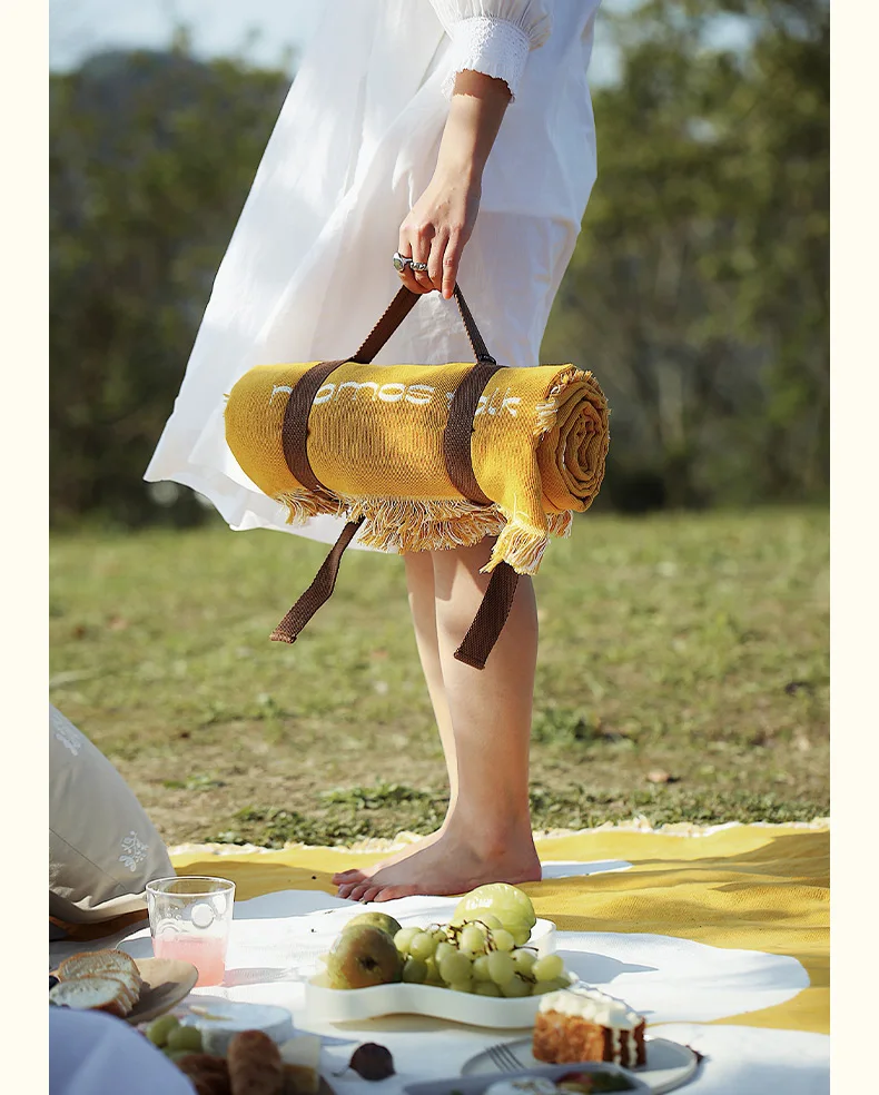 

Factory customized knitting tassel outdoor camping mat stock picnic mat waterproof portable customizable
