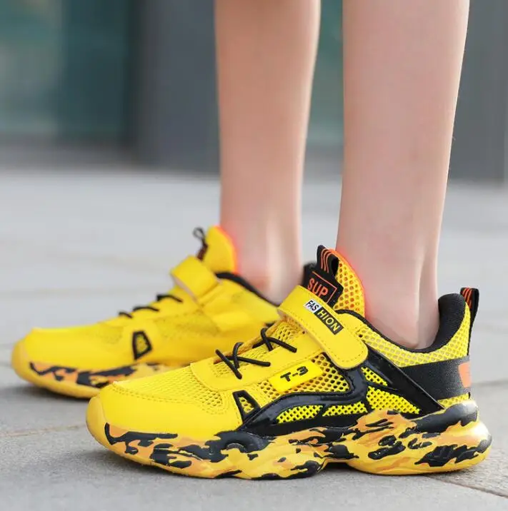 

2020091419 Boy Mesh Sport Shoe 28-39 Stock