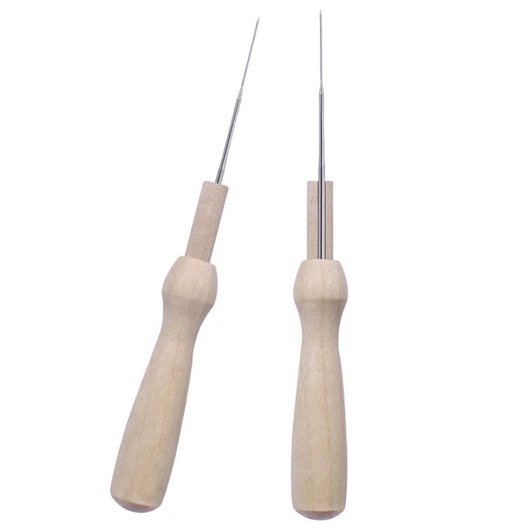 Wool felt needle