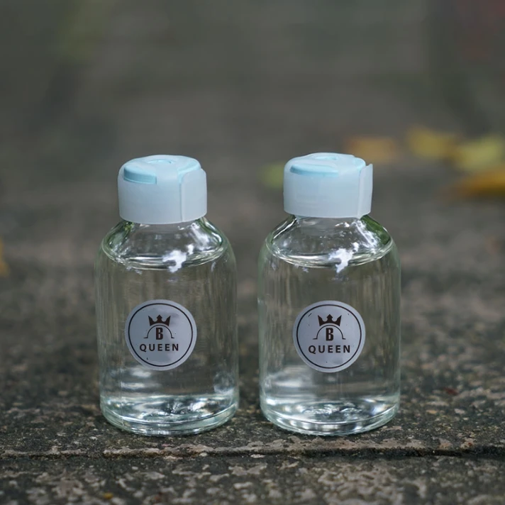 

Hyaluronic Acid Facial Whitening Serum for Black Skin
