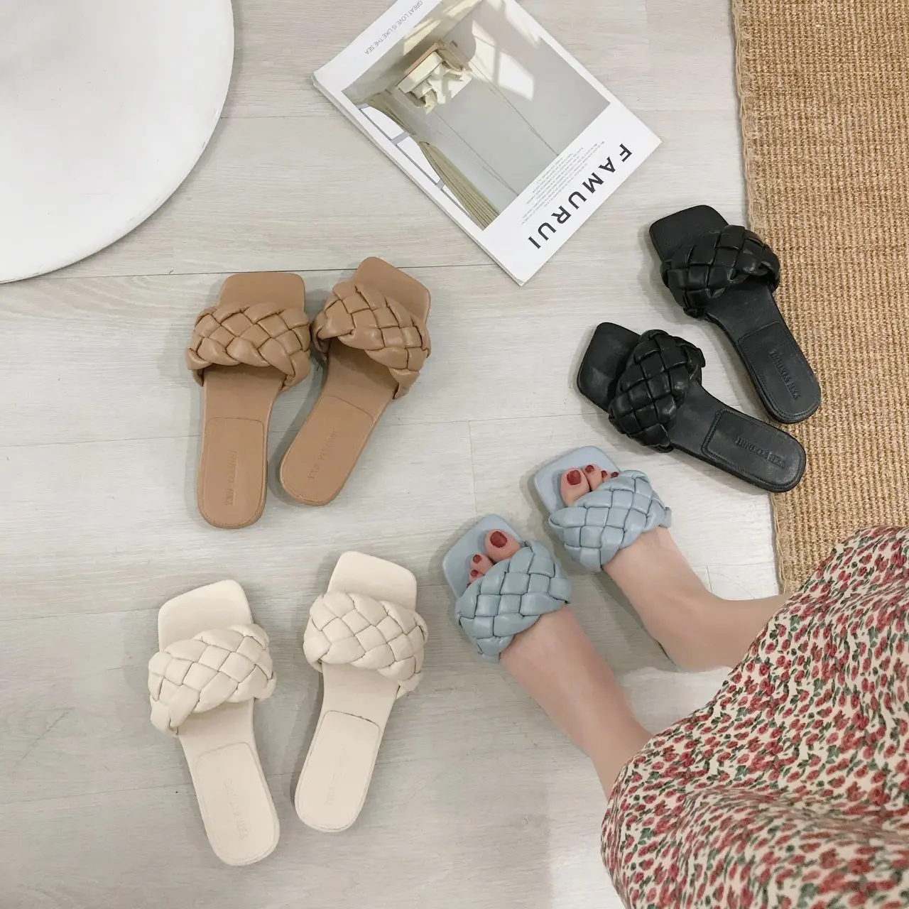 

Fashionable PU Anti Slip Square Head Flat Heel Ladies Slippers Women'S Sandals Slippers, Black,blue,beige,brown