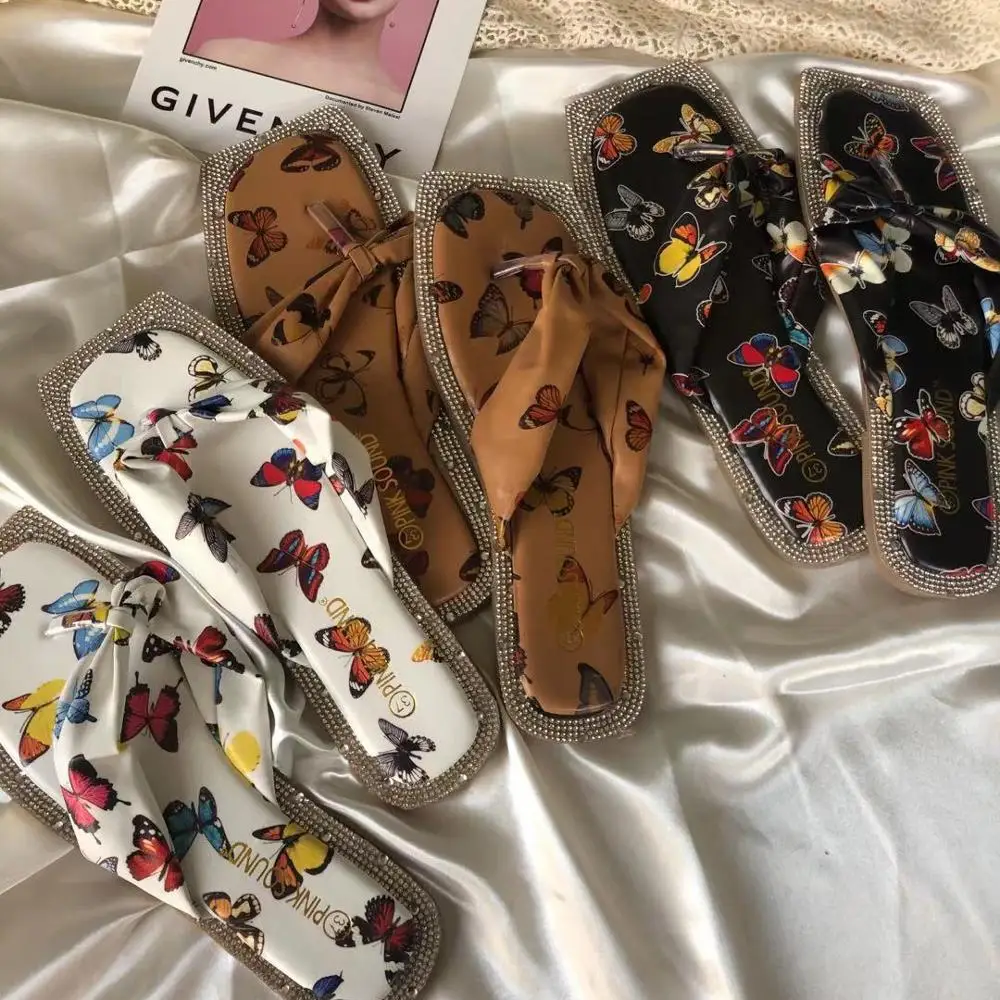 

2021 New fashion hot sale butterfly print flip flops women crystal slipper with strap classy women slippers, Black