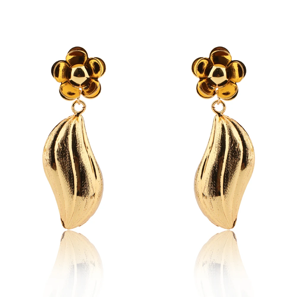 

Latest Products 18K gold plated earrings jewelry oversize elegant earrings women earings
