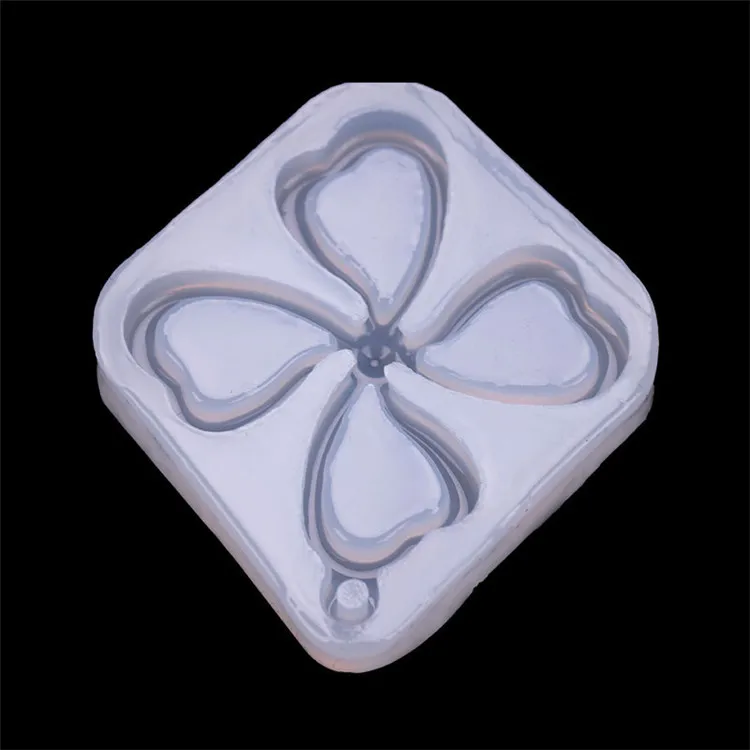 

Y1715 Shiny silicone four leaf clover resin molds for pendants diy, White