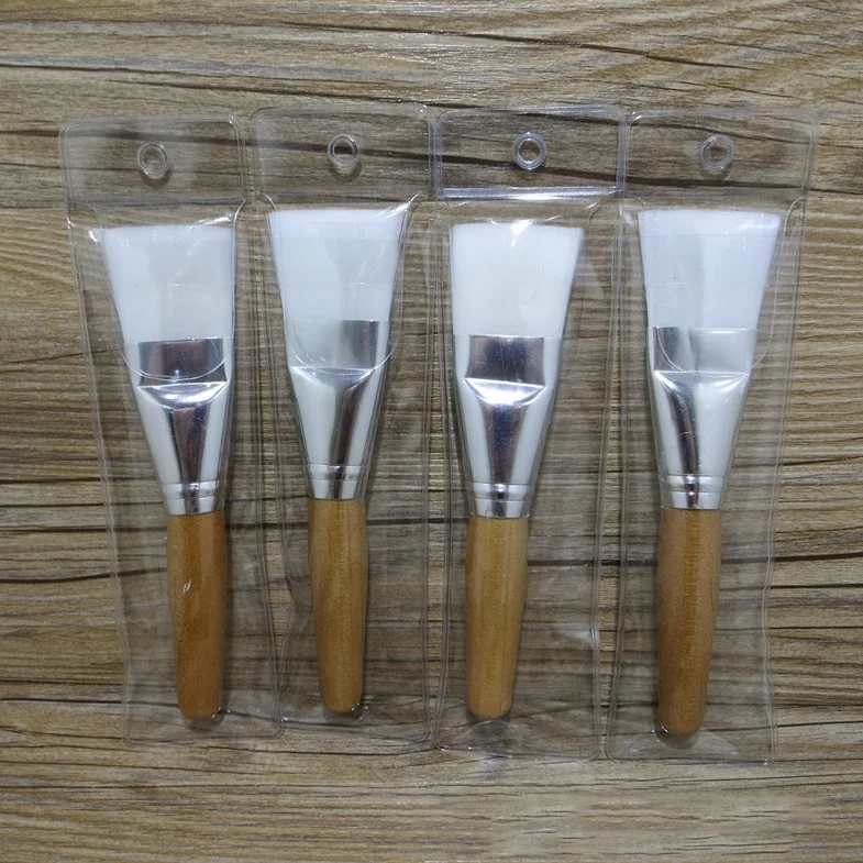 

Lameila hot selling wooden handle large diy mask applicator brush cosmetic mask brush for skin care brush E006