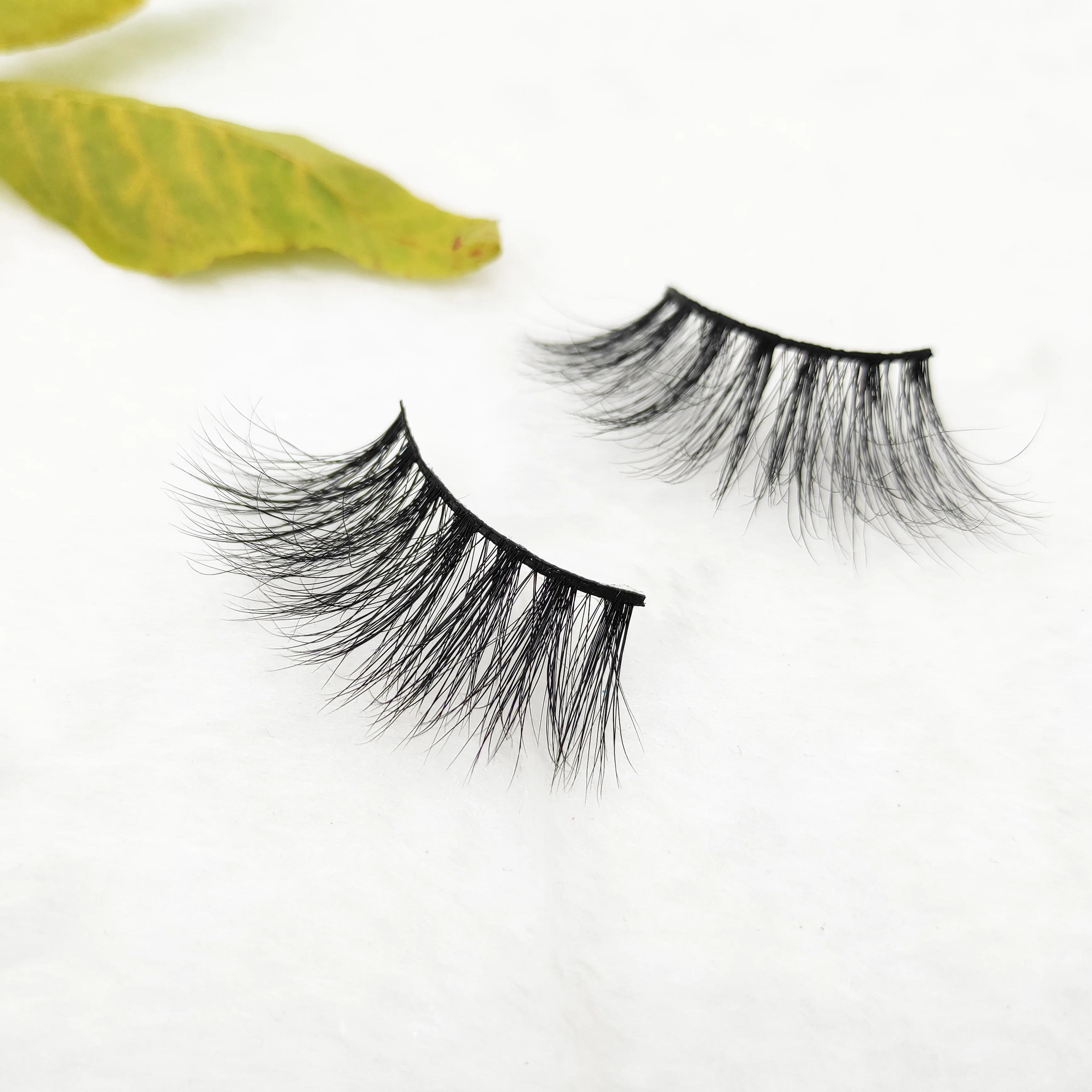 

Factory Eyelash Wholesale Vendor Bulk With Box Wispy Fluffy Lshes 25 MM 100% Real 3D Mink Eyelash, Natural black